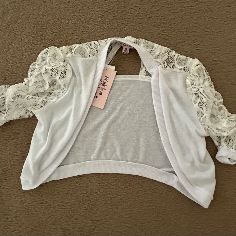 Crop Lace Sweater/ Shrug